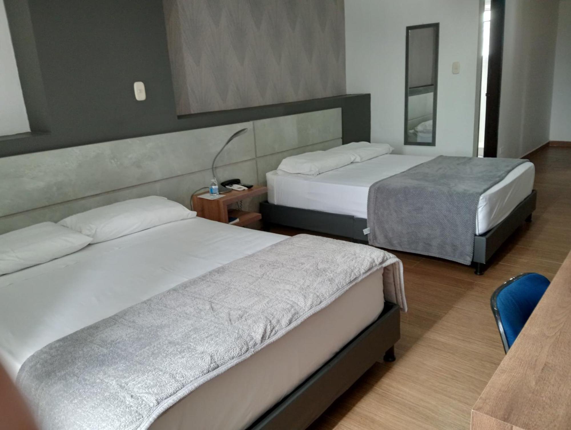 Hotel Don Gregorio Картаго Экстерьер фото