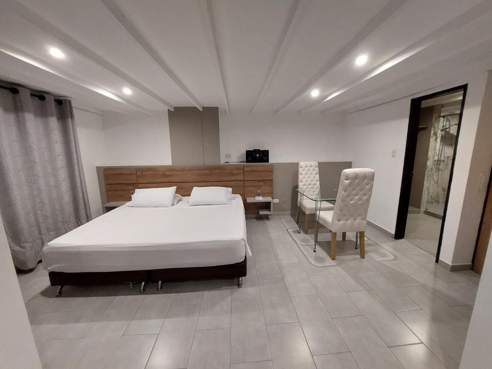 Hotel Don Gregorio Картаго Экстерьер фото