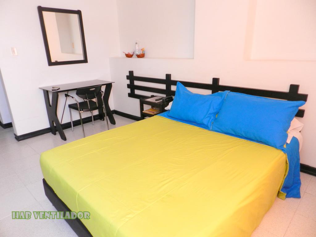 Hotel Don Gregorio Картаго Экстерьер фото