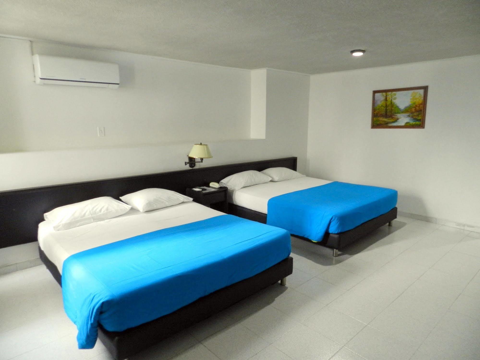 Hotel Don Gregorio Картаго Экстерьер фото